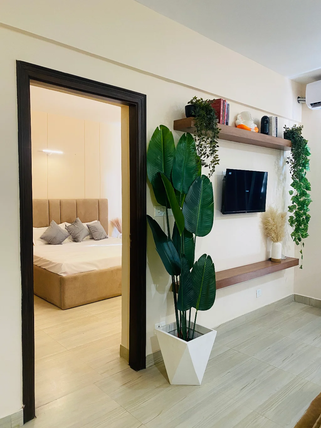 Service Apartment - Spatial Composition